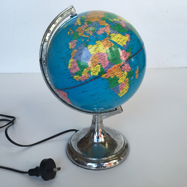 GLOBE, Medium Light Up 25cm H